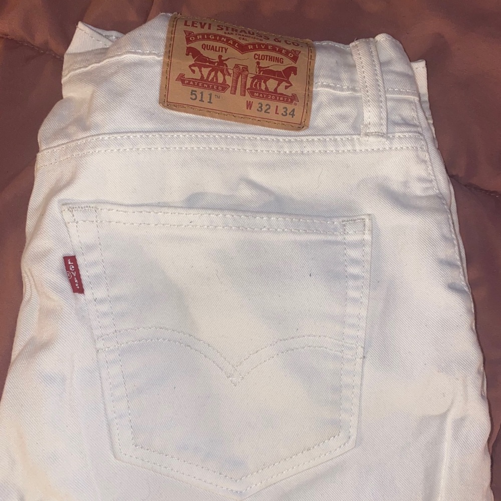 White Levis 511 jeans